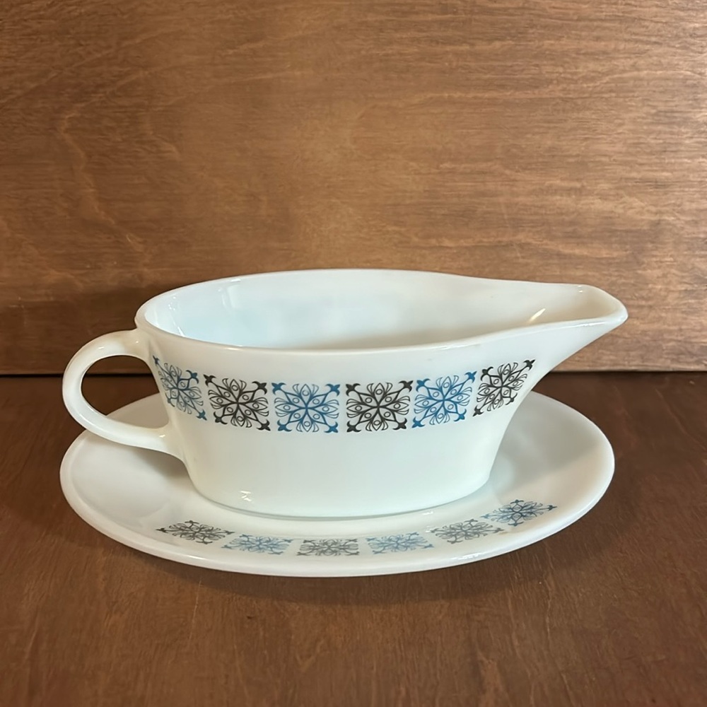 Vintage JAJ Pyrex Gravy Boat